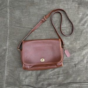 Vintage brown leather coach crossbody purse bag